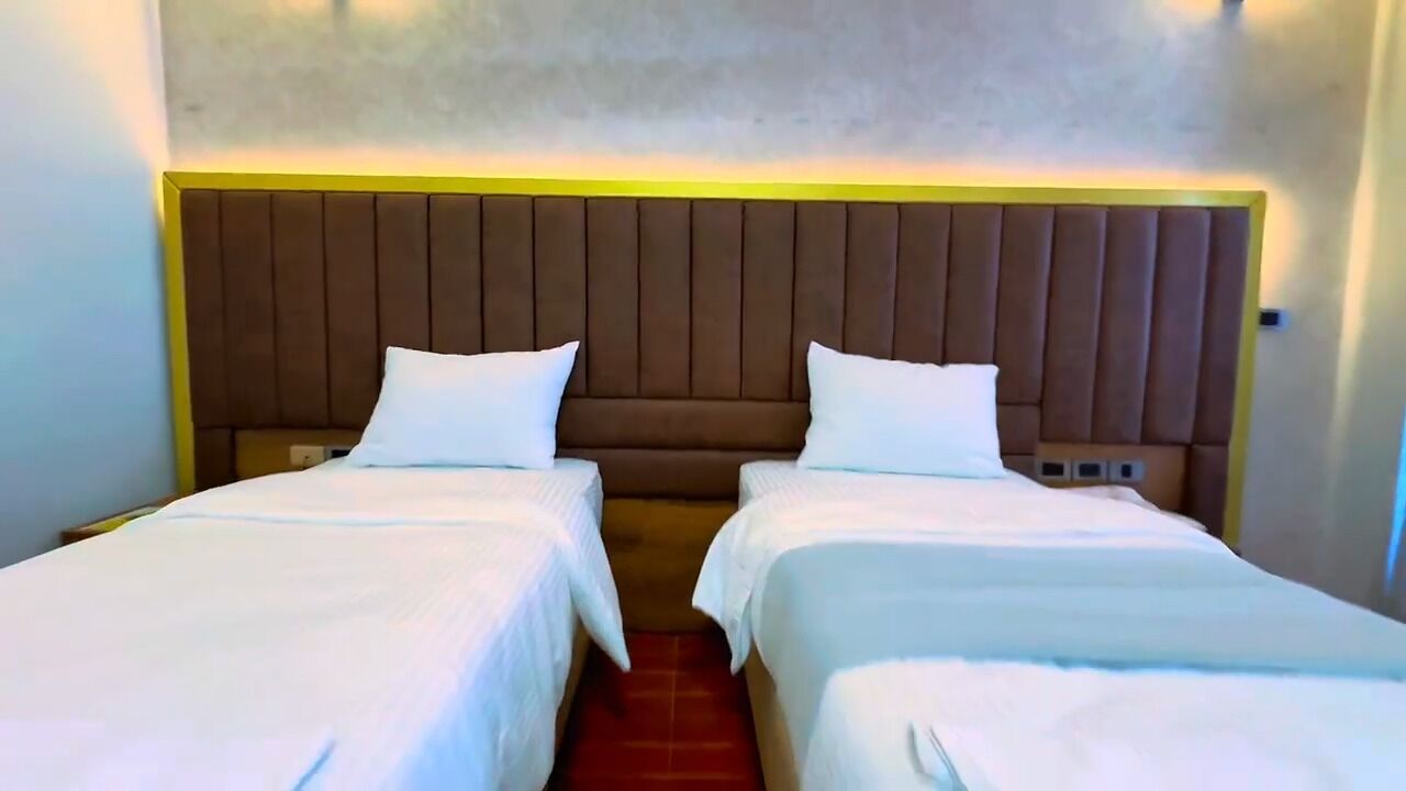 In-room safe, desk, laptop workspace, free WiFi