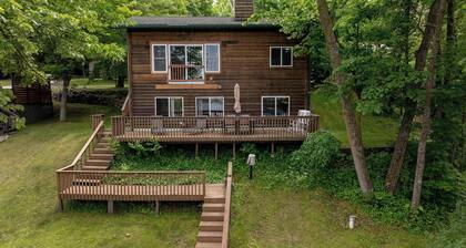 Cozy Cabin at Fish Trap Lake