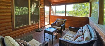 R&R Cree Bay Retreat