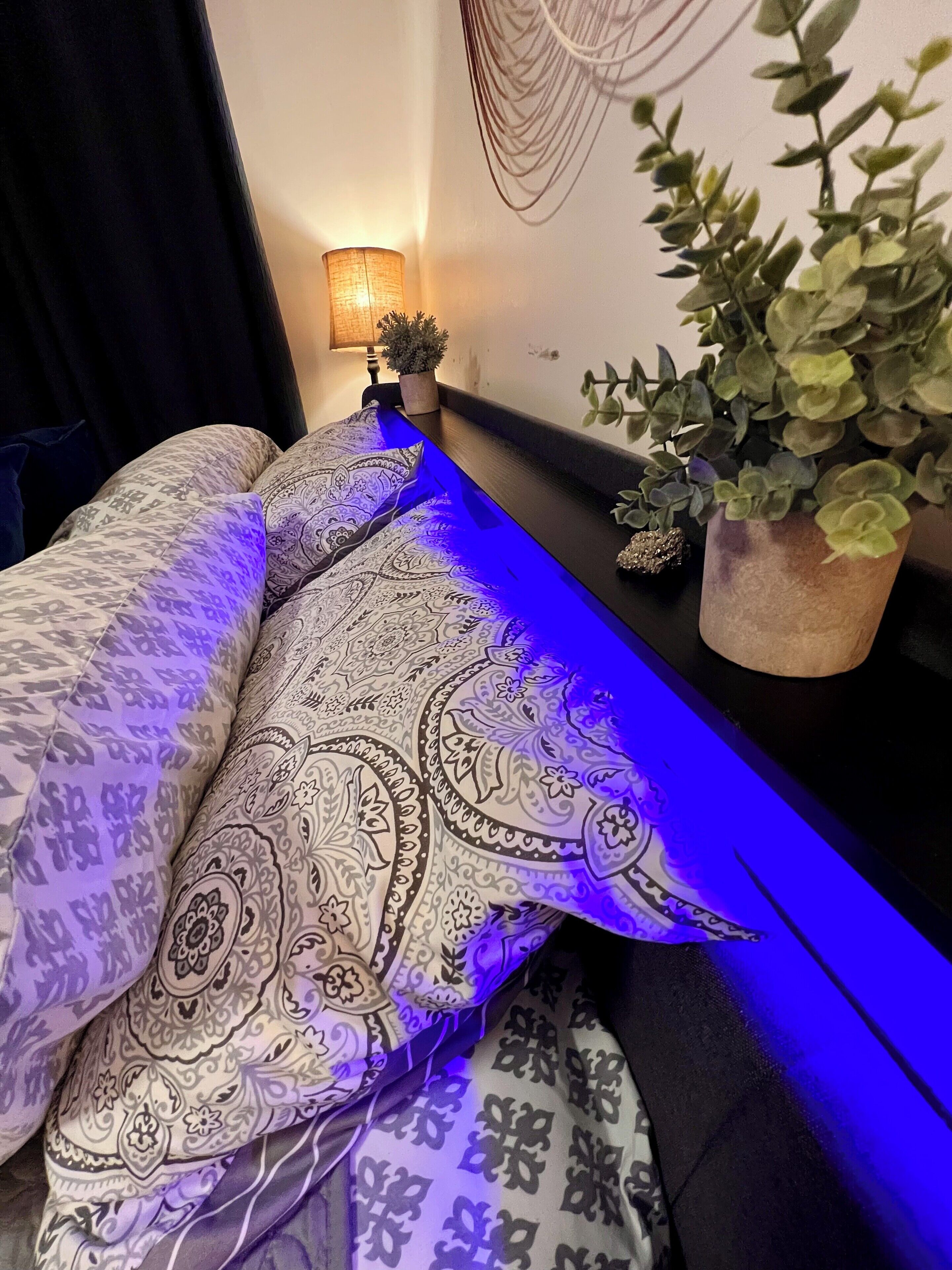 1 dormitorio, tabla de planchar con plancha, Internet y ropa de cama