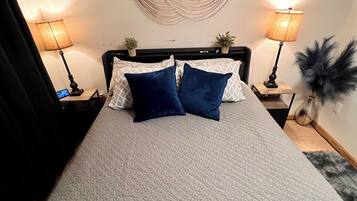1 chambre, fer et planche à repasser, Wi-Fi, literie fournie