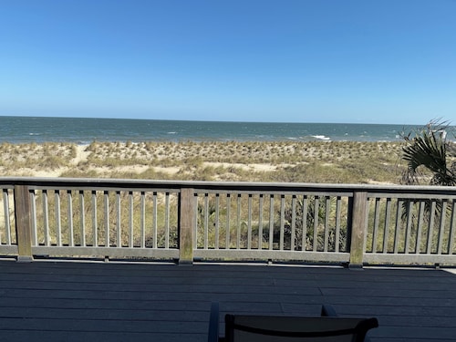 Oceanfront Tybee Island, a spacious home perfect for family vacations.