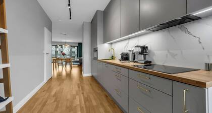 Rydygiera Prestige Suites - 104m2, Parking, Balcony - by Rentujemy