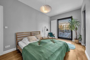 3 bedrooms, desk, iron/ironing board, WiFi - Rydygiera Prestige Suites - 104m2, Parking, Balcony - by Rentujemy (Warszawa)