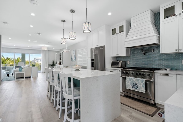 Fridge, microwave, oven, stovetop - Azure Key Escape - Waterfront Retreat w/ Pool, Dock & Balconies (Marathon)