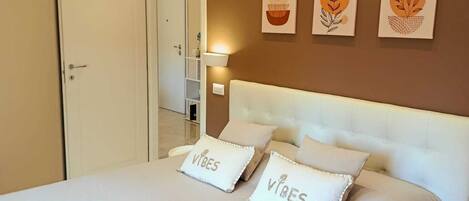 1 habitación, wifi y ropa de cama