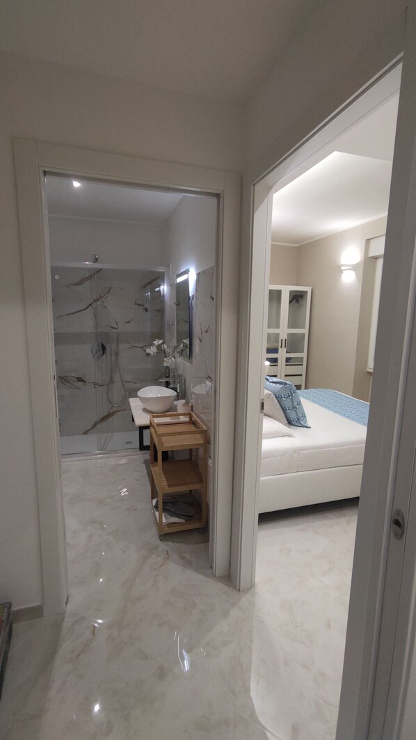 WiFi, bed sheets - Fantastic apartment in the heart of Cagliari (Cagliari)
