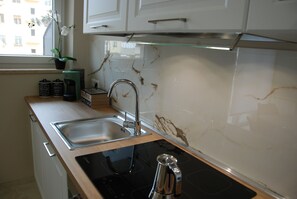 Oven, stovetop - Fantastic apartment in the heart of Cagliari (Cagliari)