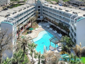 Outdoor pool - Vista Del Mar  Your Beachfront Getaway (Galveston)