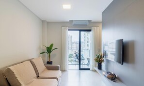 เบสิกอพาร์ทเมนท์ | บริเวณนั่งเล่น