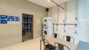Tempat makan
