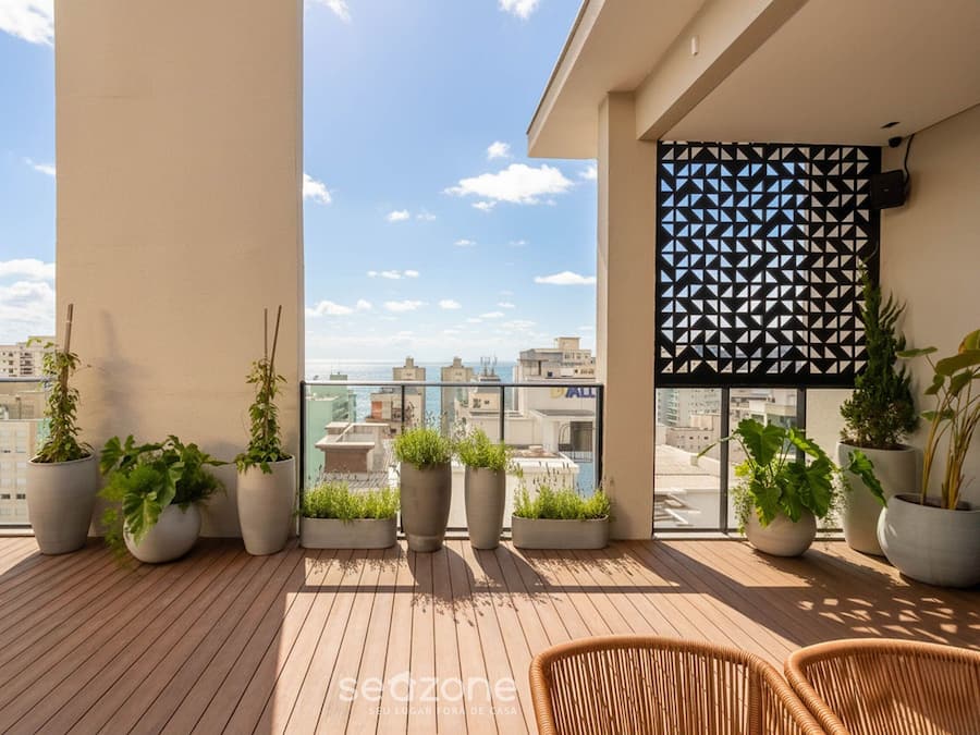 Basic Apartment | Terrace/patio