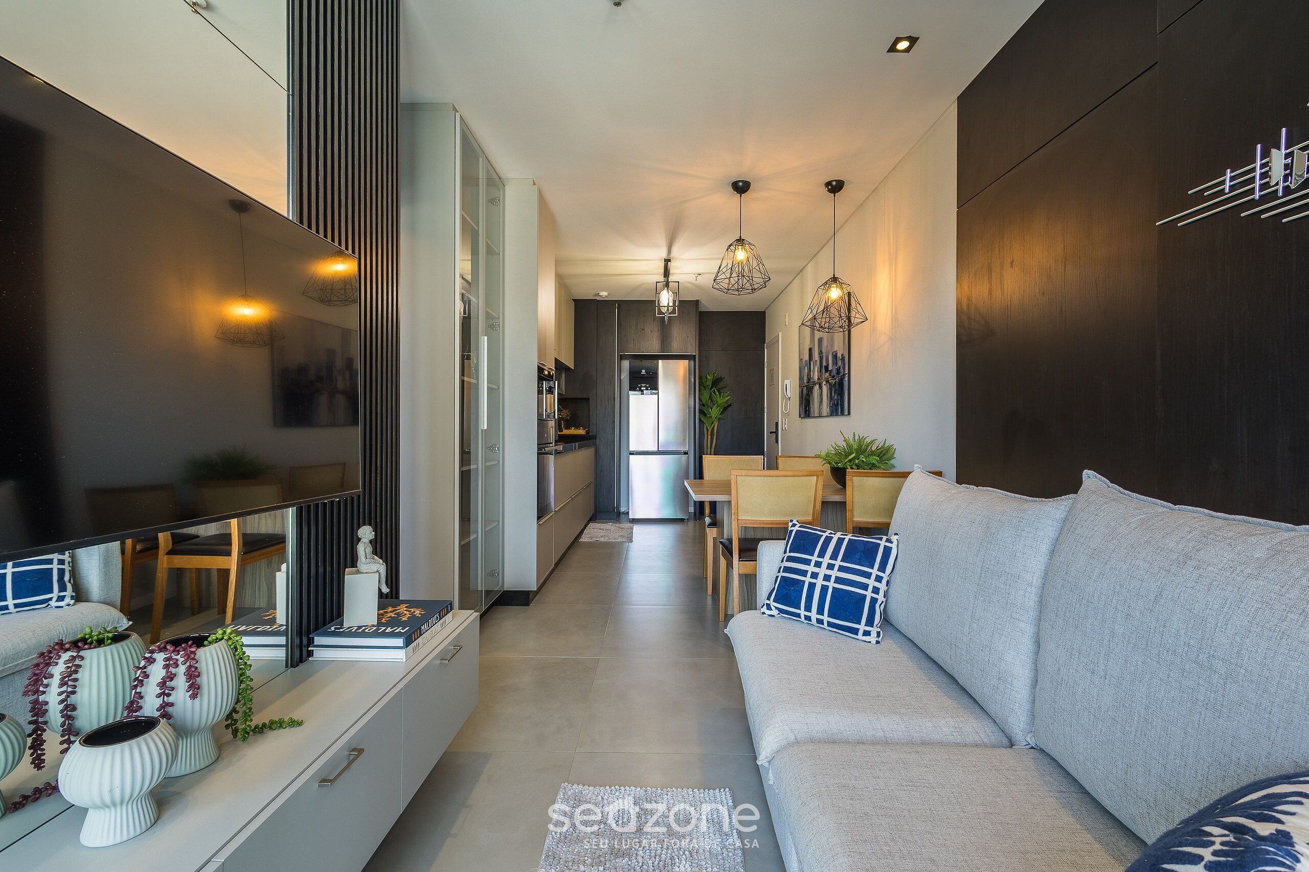 Basic Apartment | Living area