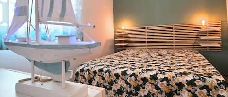 2 slaapkamers, een strijkplank/strijkijzer, gratis wifi, beddengoed