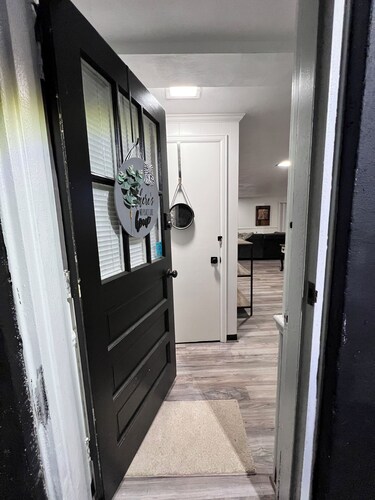 Charming 2-bed private suite at The House on the Hill in marvelous Cave Spring