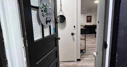 Charming 2-bed private suite at The House on the Hill in marvelous Cave Spring