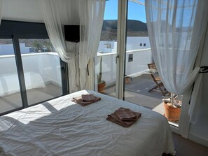 House | 2 bedrooms, individually furnished - Bright Apartment in Las Negras Near Beach (Nijar)