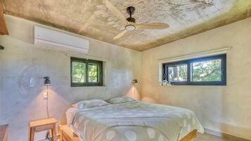 1 bedroom, iron/ironing board, travel cot, free WiFi