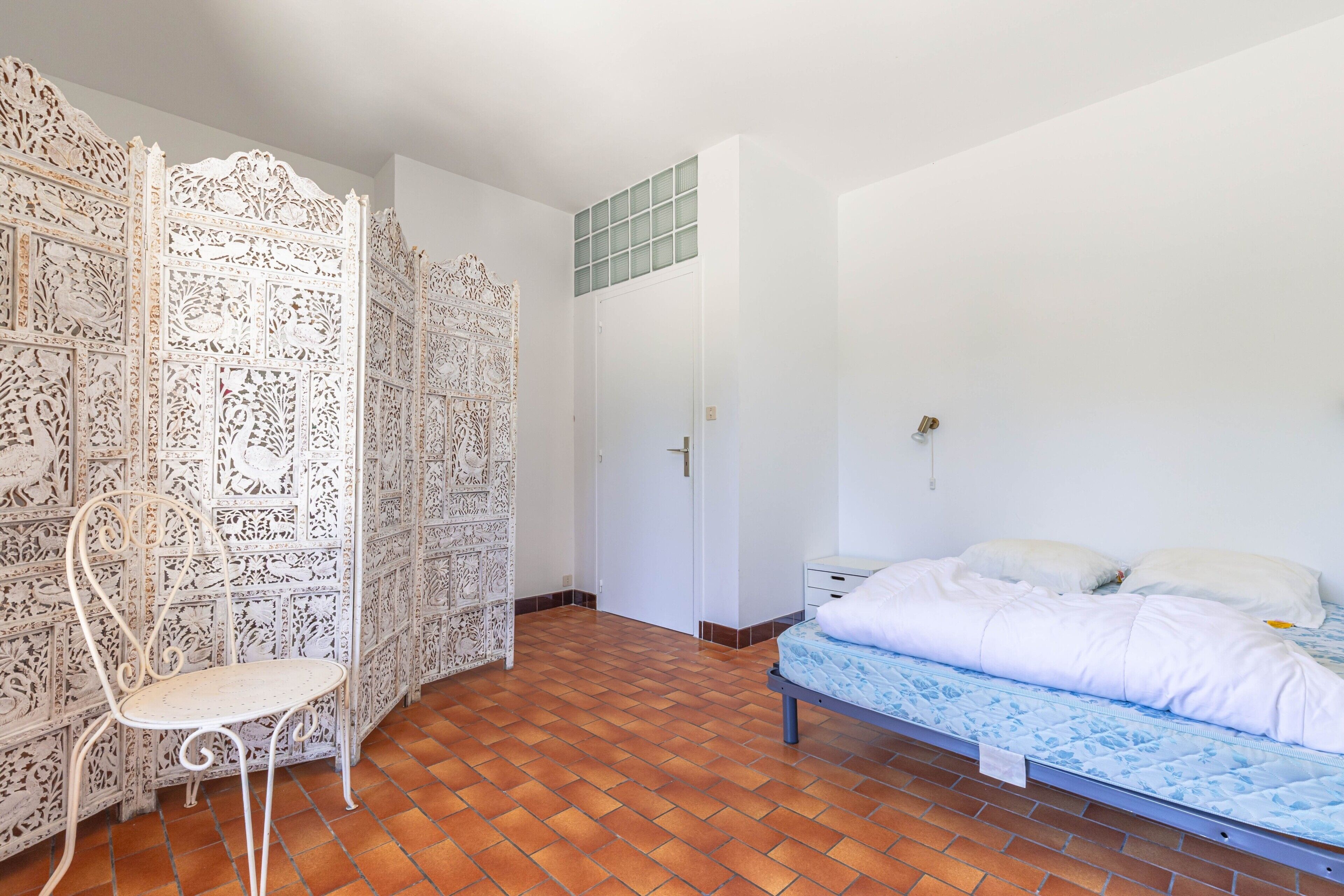 4 bedrooms