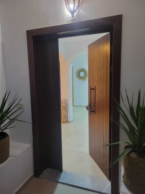 Interior - Beautiful, bright new apartment with large sunny terrace (Djerba)