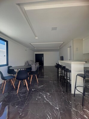 Interior - Sobrado 00 (Florianópolis)