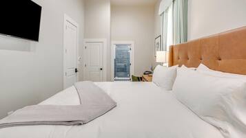 Desk, WiFi (free), bed sheets