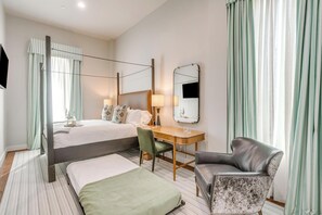 1 makuuhuone, työpöytä, ilmainen Wi-Fi, vuodevaatteet