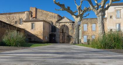 Appartement « Le Nid De St Papoul » avec balcon et Wi-Fi