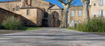 Apartment 'Le Nid De St Papoul' with Balcony and Wi-Fi