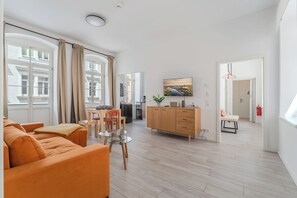 Smart TV, books - Parking Lot / Old Town / Balcony - Palais Orange (Meißen)