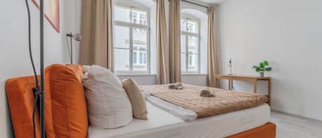 2 chambres, fer et planche à repasser, Wi-Fi gratuit, draps fournis