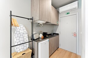 Fridge, microwave, oven, coffee/tea maker - GuestReady - City centre stay in Porto (Porto)