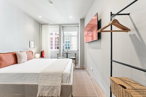 Iron/ironing board, Internet, bed sheets - GuestReady - City centre stay in Porto (Porto)