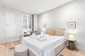 Iron/ironing board, Internet, bed sheets - GuestReady - City centre stay in Porto (Porto)