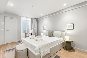 Iron/ironing board, Internet, bed sheets - GuestReady - City centre stay in Porto (Porto)