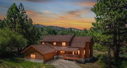 Big Bear Bow Canyon Cabin - Large Home Getaway - At the Top of Moonridge