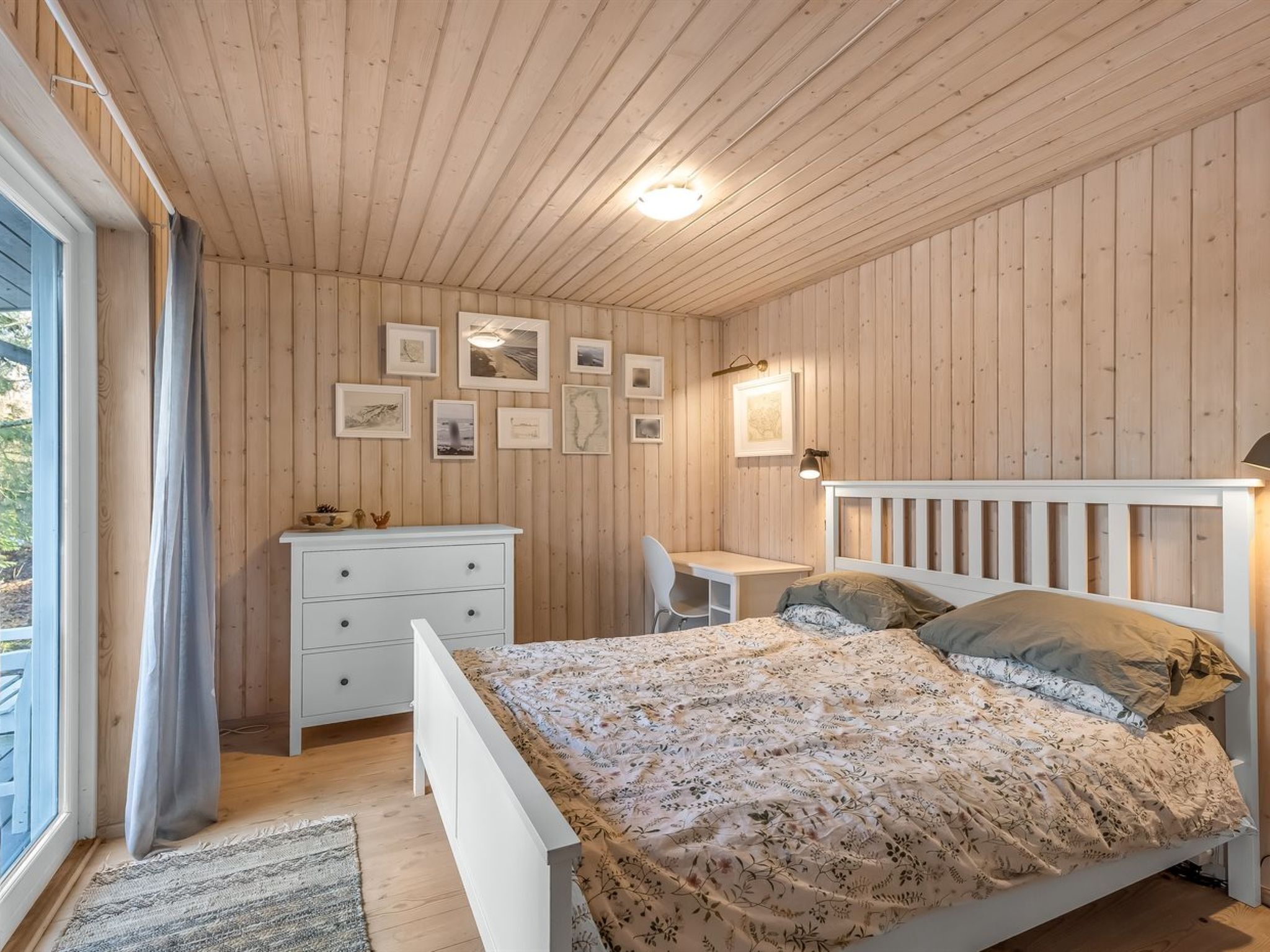 5 chambres, accès Internet