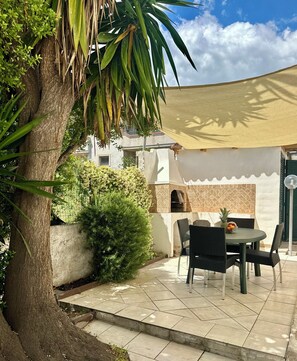 Outdoor dining - Private Garden & BBQ | Relaxation in La Caletta for 4 (Siniscola)