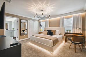 4 bedrooms, iron/ironing board, travel cot, free WiFi - 4BR Unique home at Storey Lake w/ Private Pool (Kissimmee)