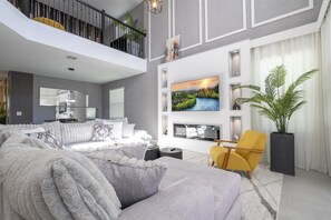 Smart TV - 5BR Villa w/ Pool & Spa at ChampionsGate Resort (Davenport)