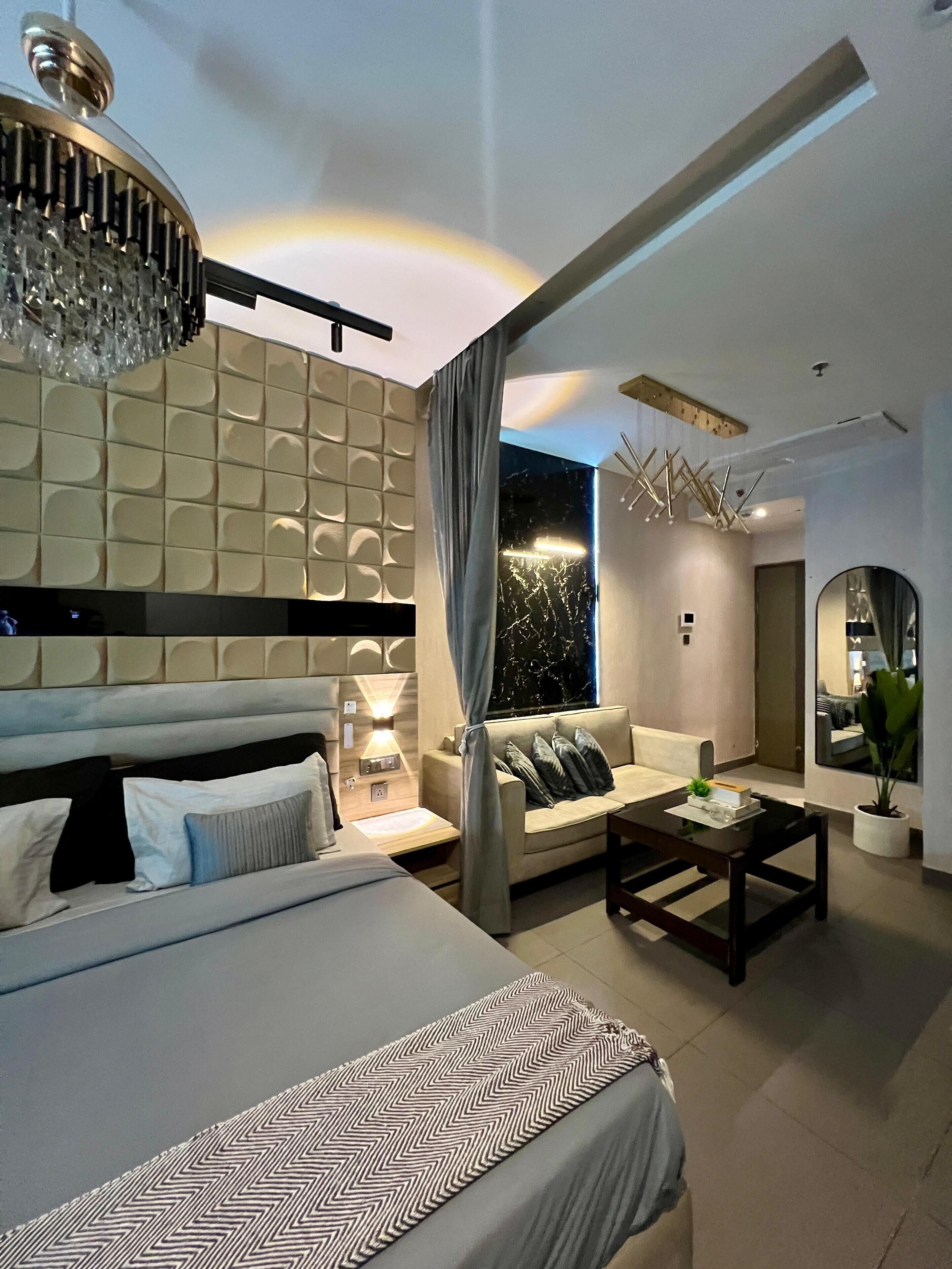 Business Apartment, City View