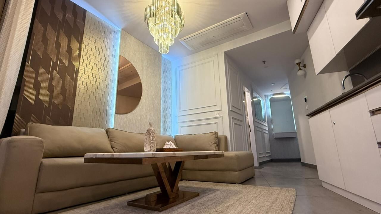 Luxury Apartment, River View | Interior