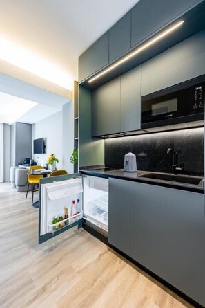 Mini-fridge - MH SUITES PLEBISCITO (Napoli)