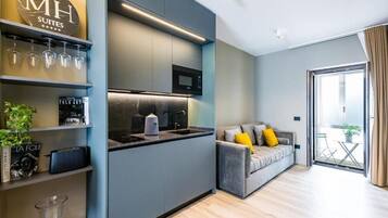 Habitación Deluxe doble, balcón, vistas al patio | Interior