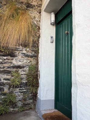 Exterior detail - Rock cottage - At the donkey tower under the castle (Monschau)