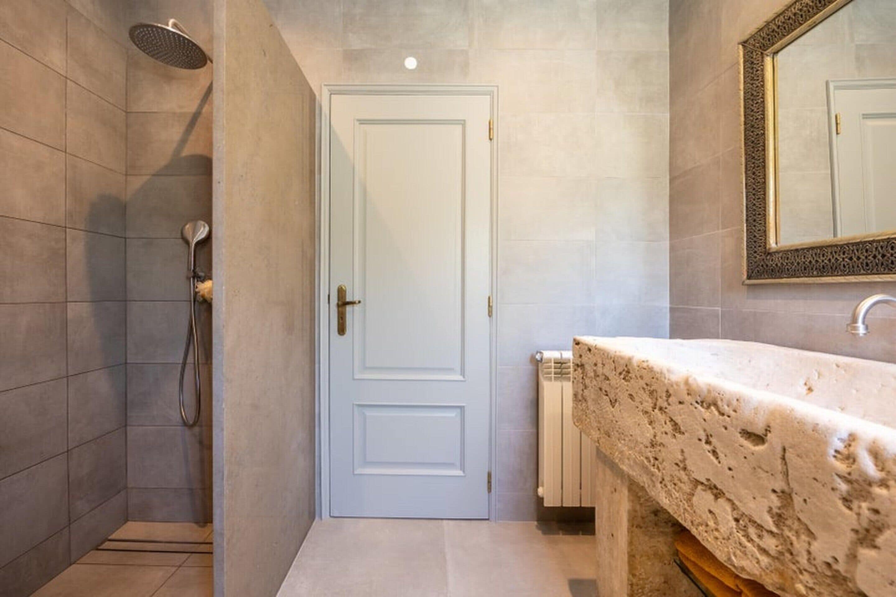 Villa | Bathroom