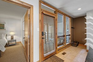 Interior - Walk to the Ski Lifts! Hot Tub! Situated on a Golf Course! Grill! (Park City)