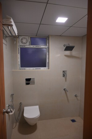 Bathroom - Visthara Elite (Bengaluru)