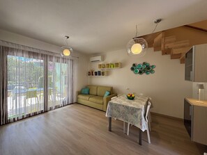 Interior - Casa Luna 400mt walk from Porto Pino beach (Porto Pino)