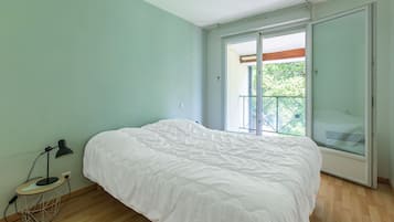 2 bedrooms